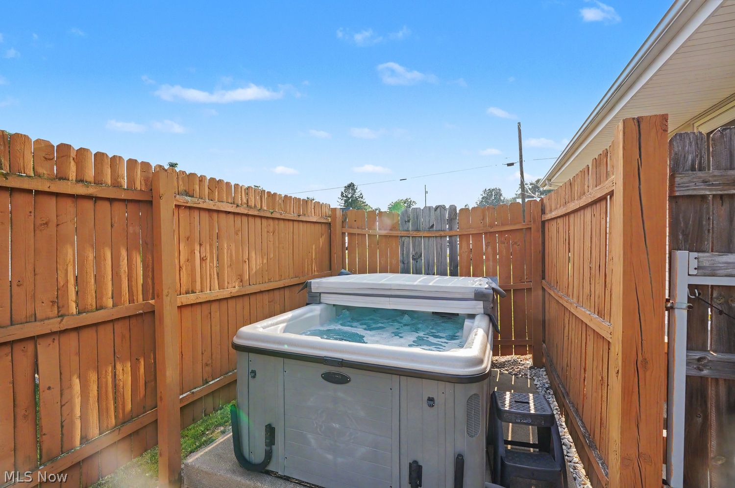 238 Roxbury Avenue NW Massillon OH 44646