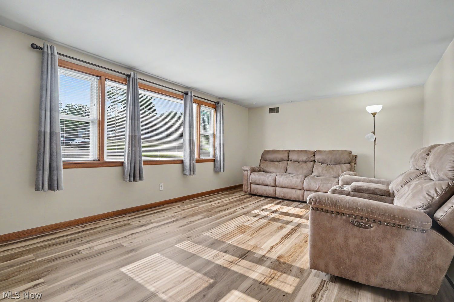 238 Roxbury Avenue NW Massillon OH 44646