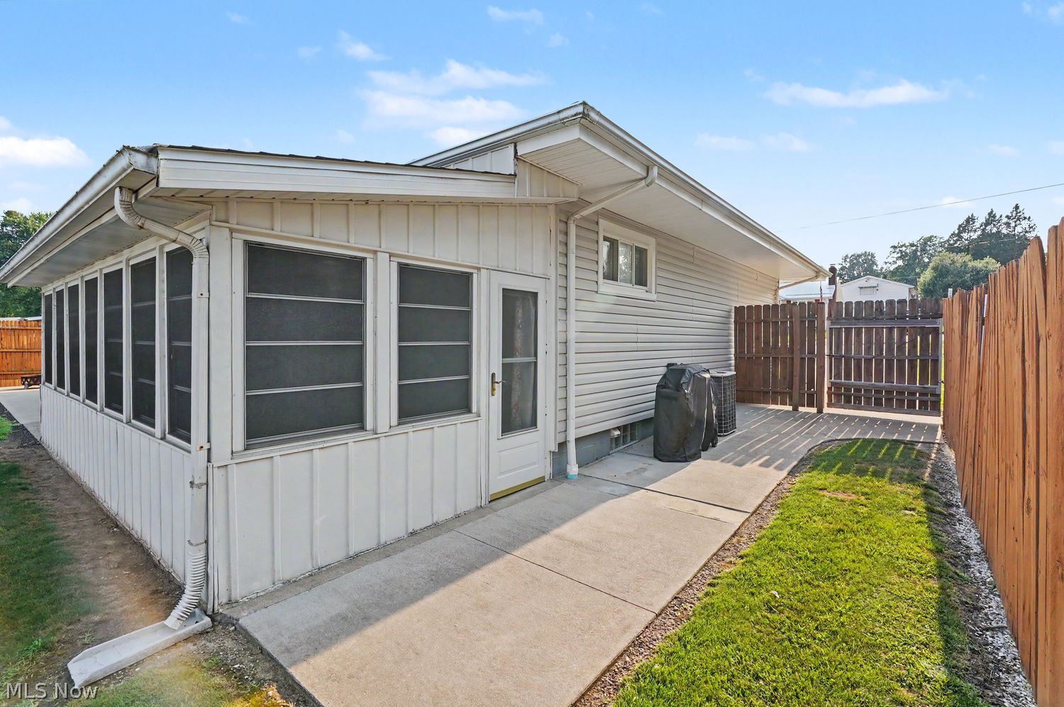 238 Roxbury Avenue NW Massillon OH 44646