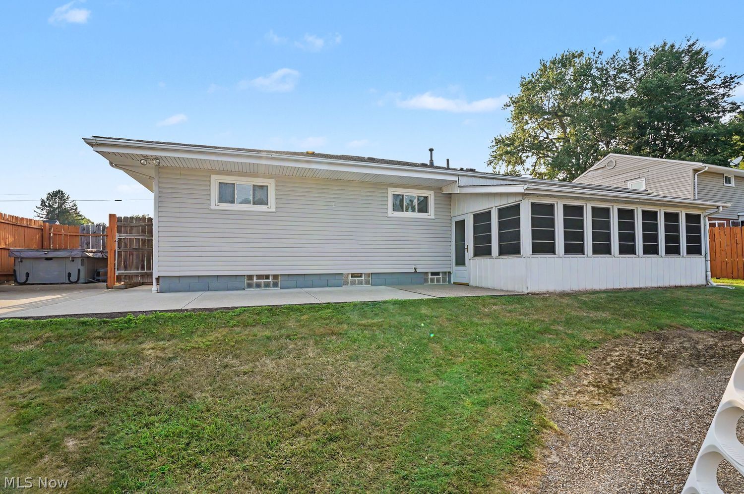 238 Roxbury Avenue NW Massillon OH 44646