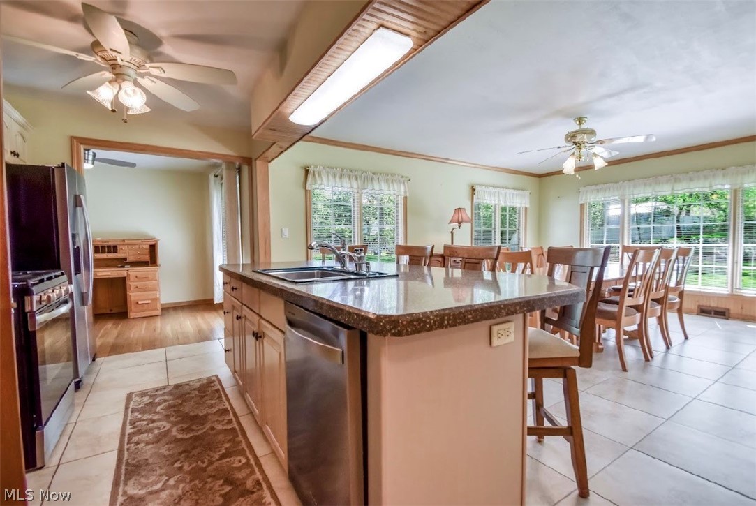 6680 Glenella Drive Seven Hills OH 44131