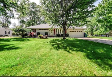 6680 Glenella Drive Seven Hills OH 44131