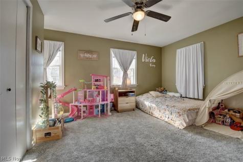17816 Sedalia Avenue Cleveland OH 44135