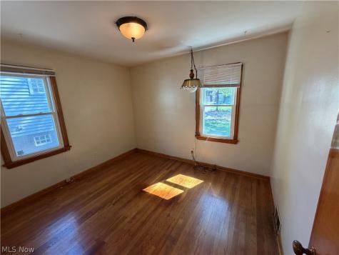 8305 Vineyard Avenue Cleveland OH 44105