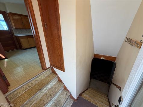 8305 Vineyard Avenue Cleveland OH 44105