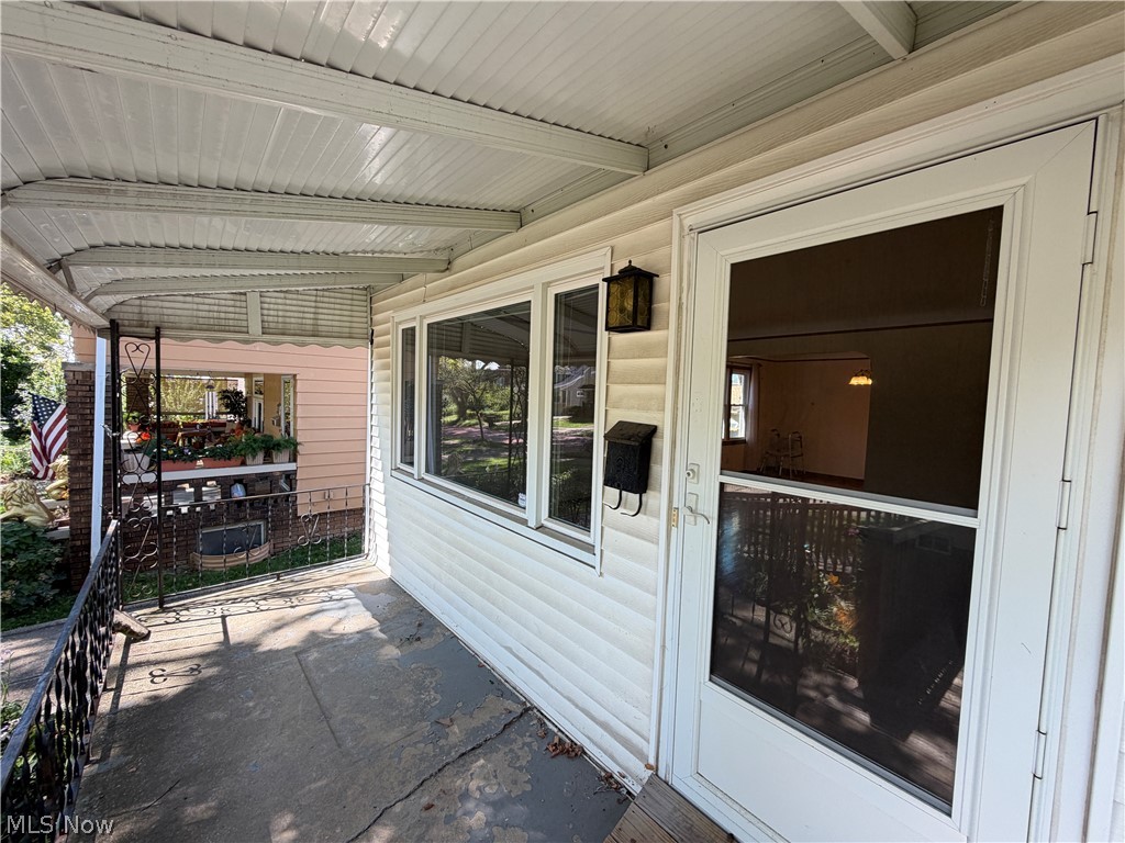 8305 Vineyard Avenue Cleveland OH 44105