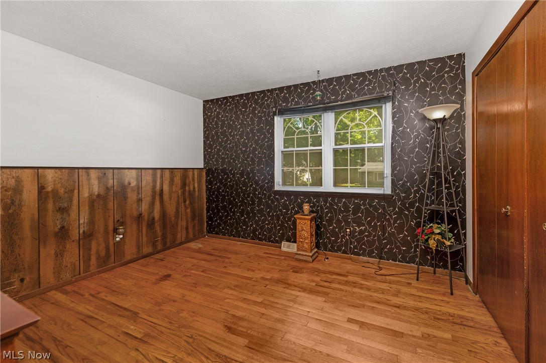 782 Pasadena Avenue Sheffield Lake OH 44054