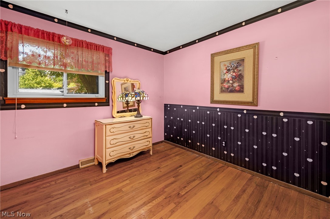 782 Pasadena Avenue Sheffield Lake OH 44054