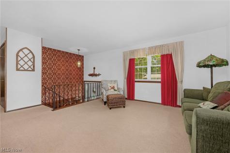 782 Pasadena Avenue Sheffield Lake OH 44054