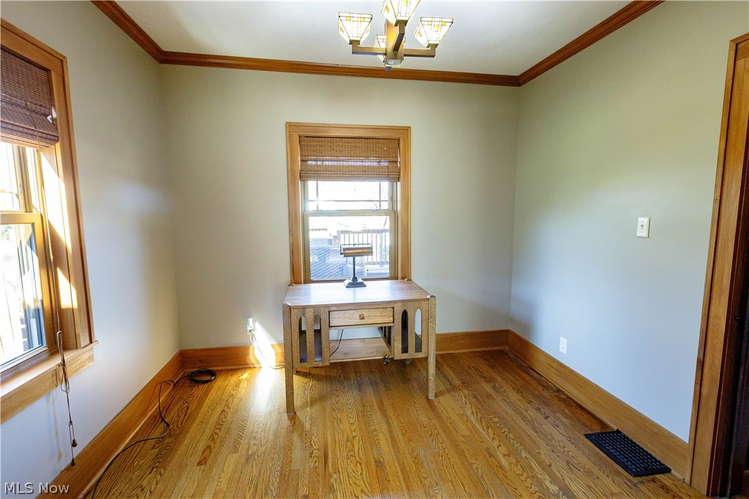 121 Wilson Avenue Waynesburg OH 44688