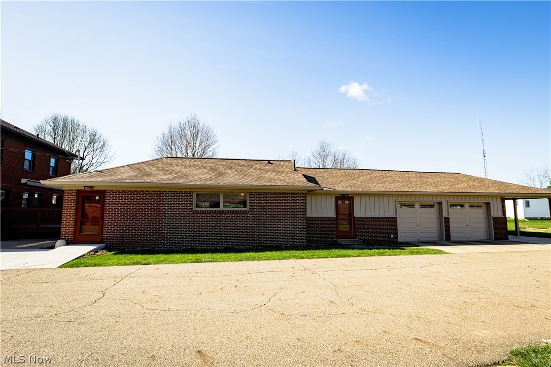 121 Wilson Avenue Waynesburg OH 44688