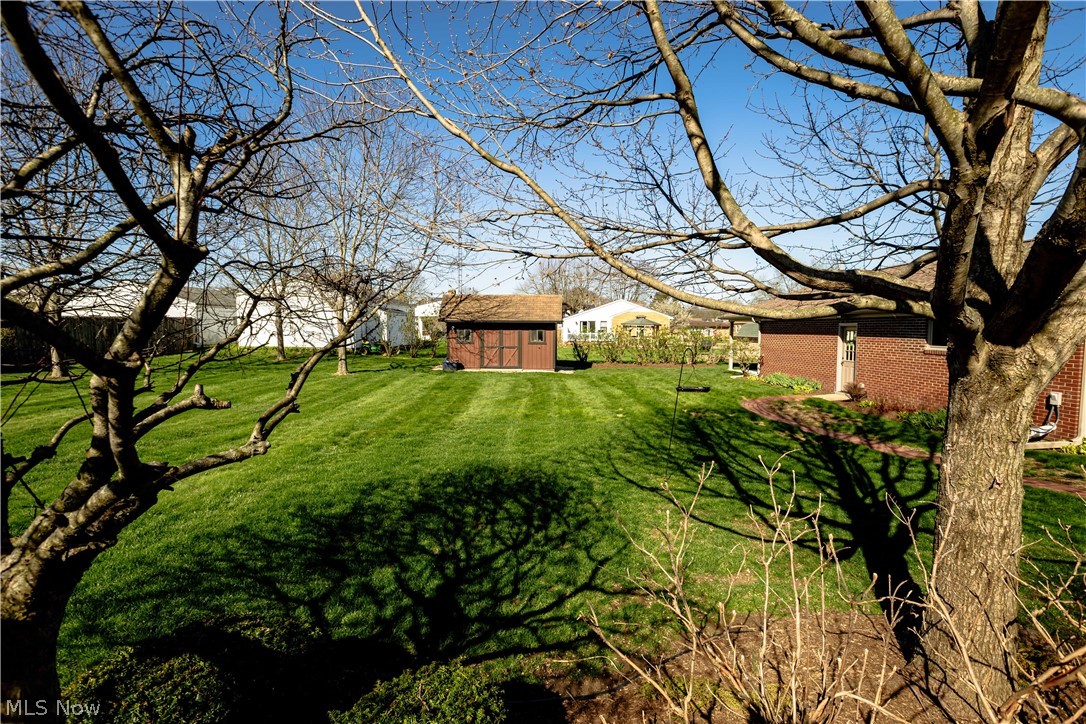 121 Wilson Avenue Waynesburg OH 44688