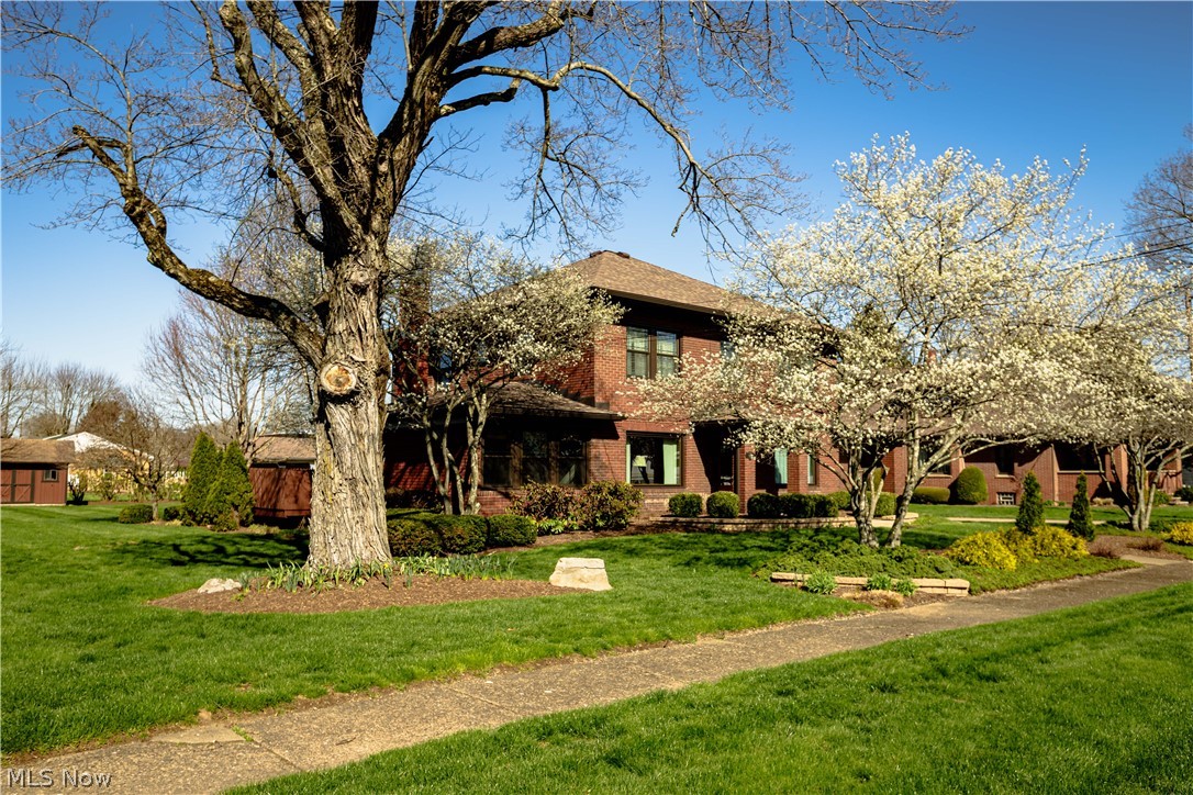 121 Wilson Avenue Waynesburg OH 44688