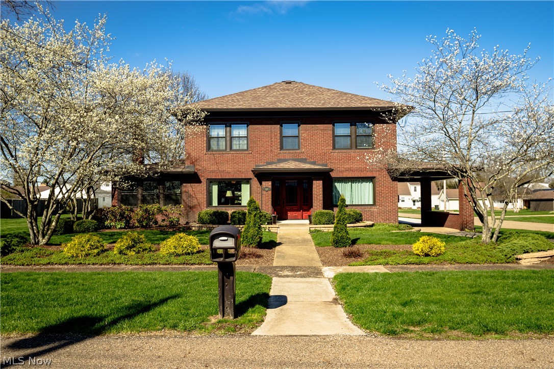 121 Wilson Avenue Waynesburg OH 44688