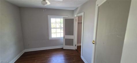 3005 Hillcrest Avenue Cleveland OH 44109
