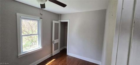 3005 Hillcrest Avenue Cleveland OH 44109