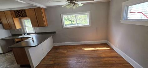 3005 Hillcrest Avenue Cleveland OH 44109