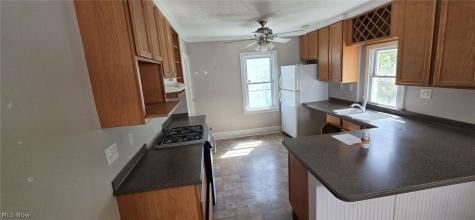 3005 Hillcrest Avenue Cleveland OH 44109