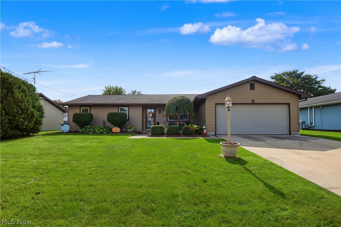 5589 London Drive Austintown OH 44515