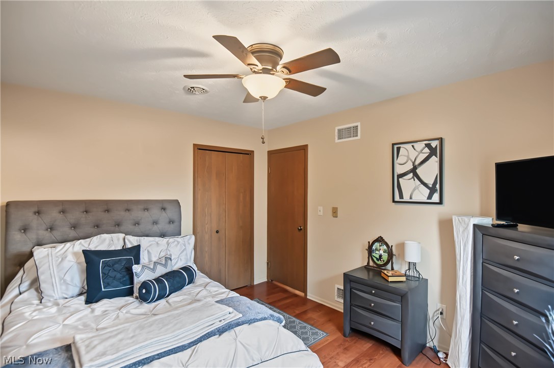 5589 London Drive Austintown OH 44515