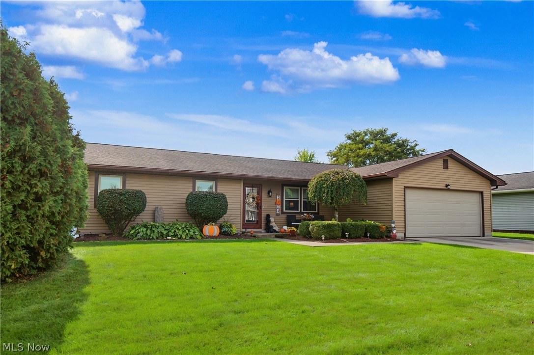 5589 London Drive Austintown OH 44515
