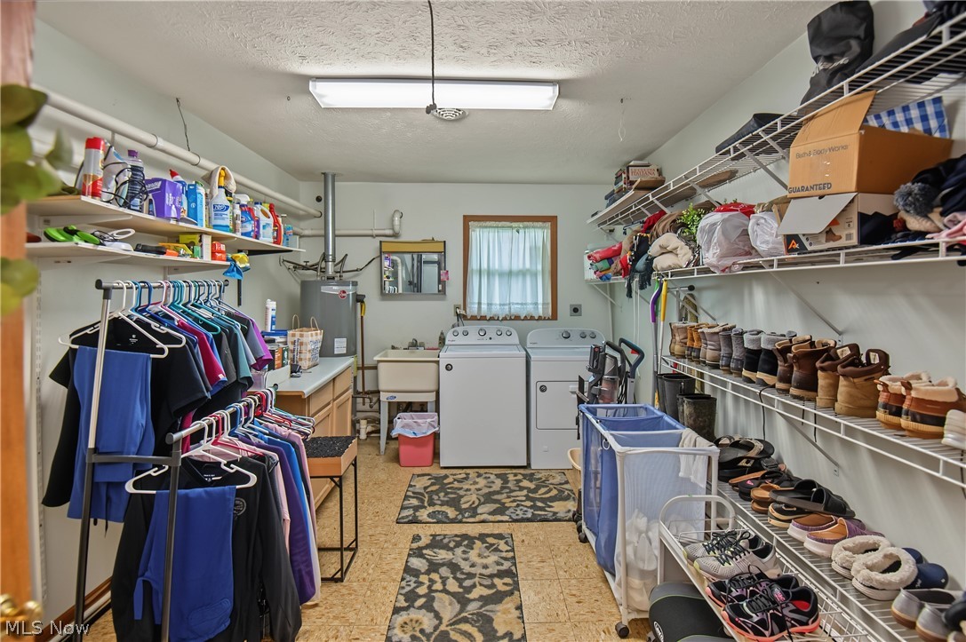 5589 London Drive Austintown OH 44515