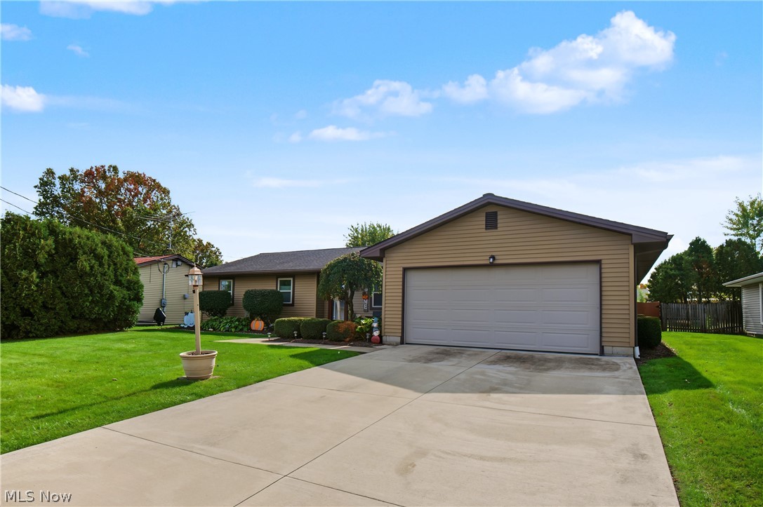 5589 London Drive Austintown OH 44515