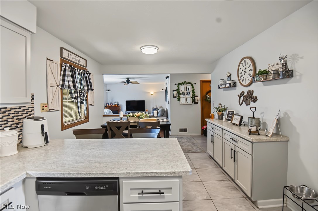 5589 London Drive Austintown OH 44515