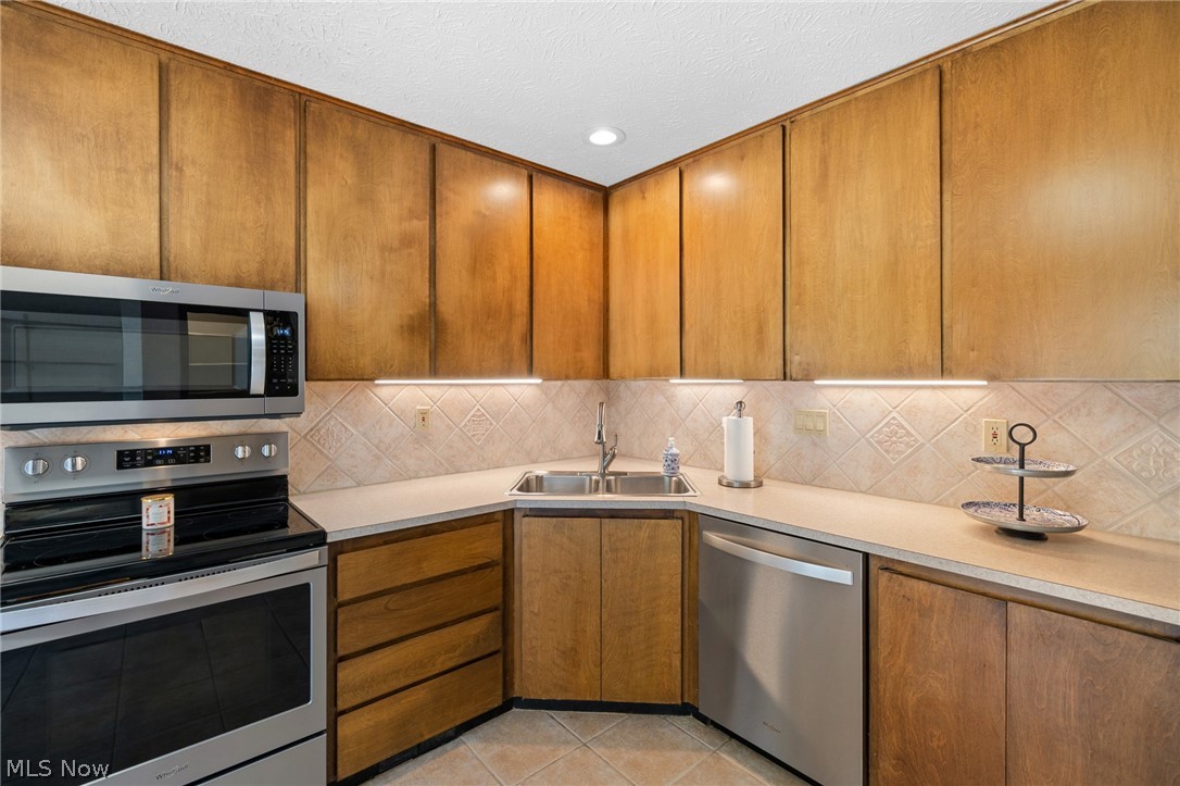 21454 Oak Bark Trail Strongsville OH 44149