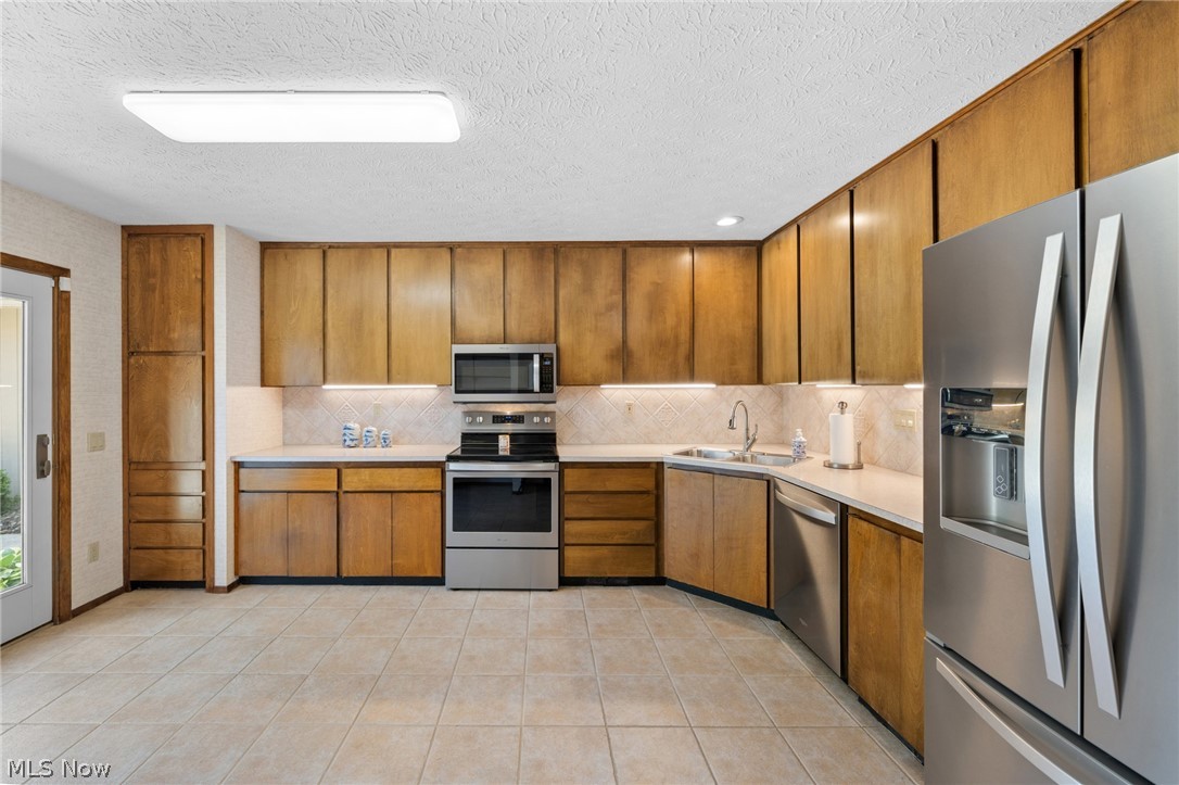 21454 Oak Bark Trail Strongsville OH 44149