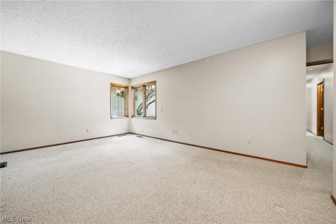 21454 Oak Bark Trail Strongsville OH 44149