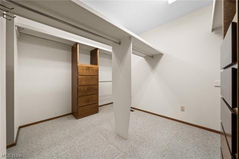 21454 Oak Bark Trail Strongsville OH 44149