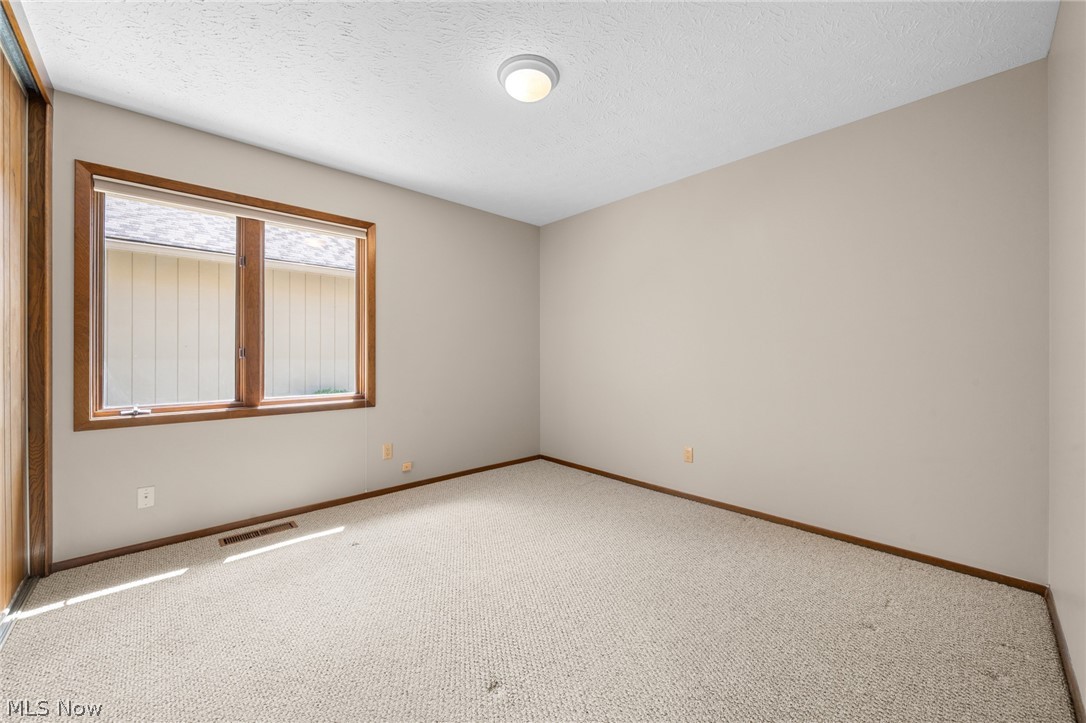 21454 Oak Bark Trail Strongsville OH 44149