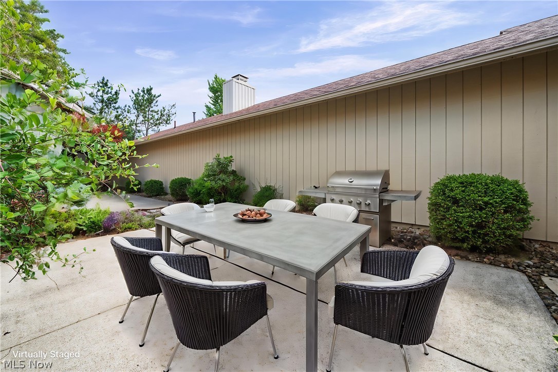 21454 Oak Bark Trail Strongsville OH 44149