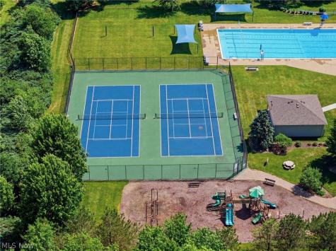 21454 Oak Bark Trail Strongsville OH 44149