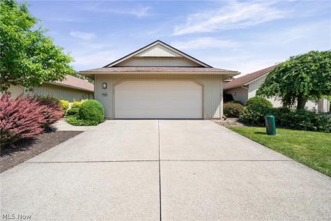 21454 Oak Bark Trail Strongsville OH 44149