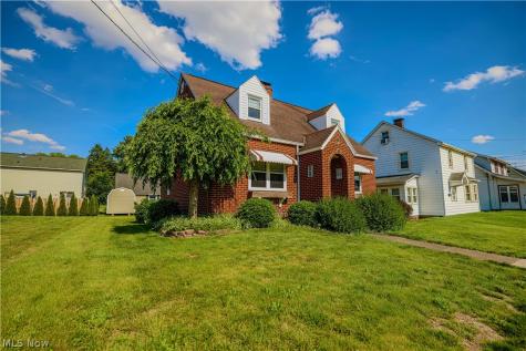 518 Edwards Street Louisville OH 44641