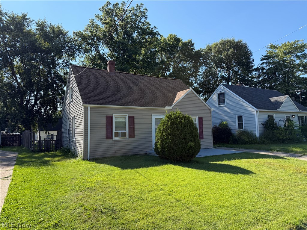 866 Chinook Avenue Akron OH 44305