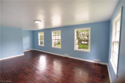 340 Noble Avenue Akron OH 44320