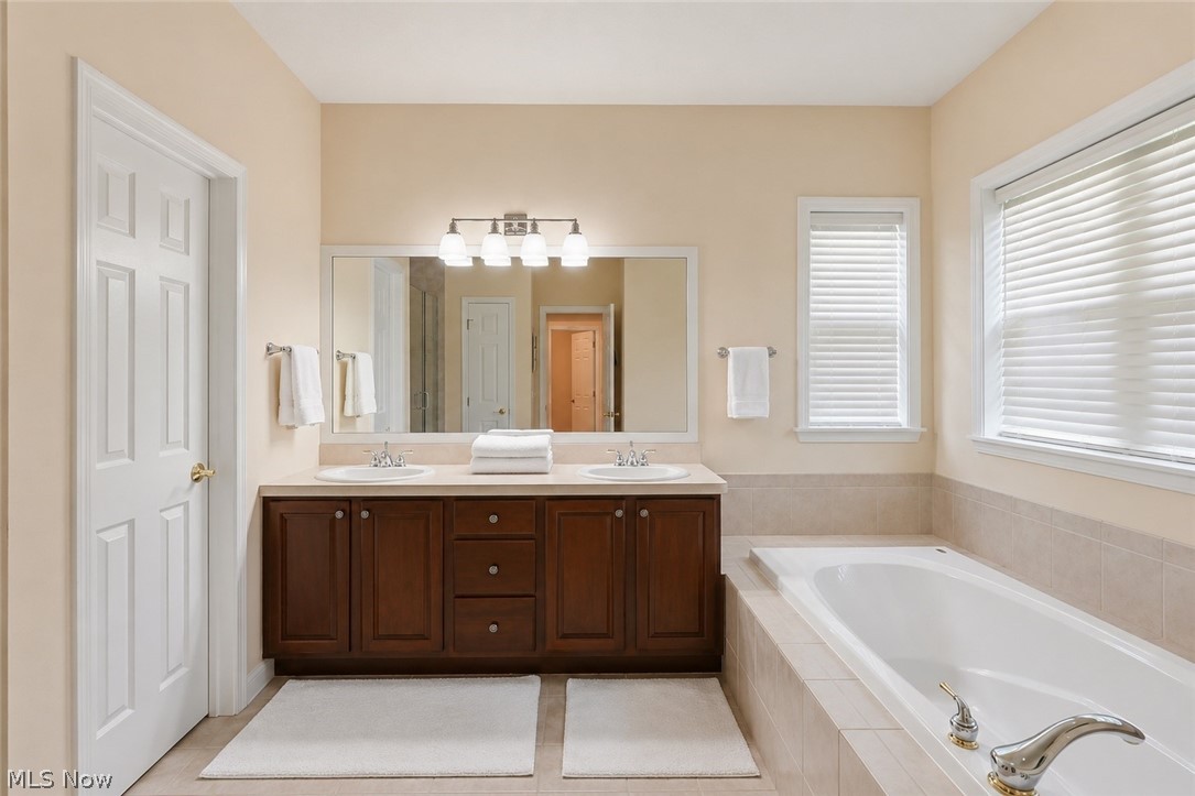 36939 Wexford Drive Solon OH 44139