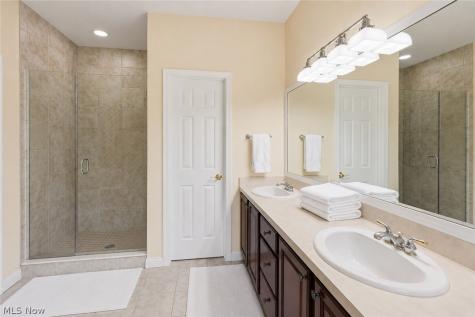 36939 Wexford Drive Solon OH 44139