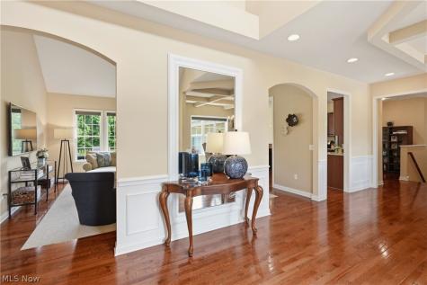 36939 Wexford Drive Solon OH 44139