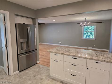 38902 Johnnycake Ridge Road Willoughby OH 44094