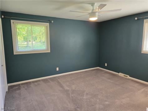 38902 Johnnycake Ridge Road Willoughby OH 44094