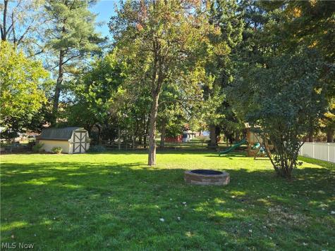 38902 Johnnycake Ridge Road Willoughby OH 44094