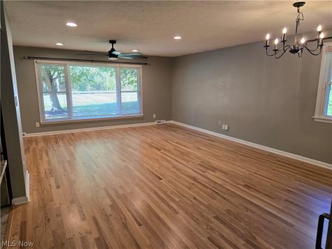 38902 Johnnycake Ridge Road Willoughby OH 44094