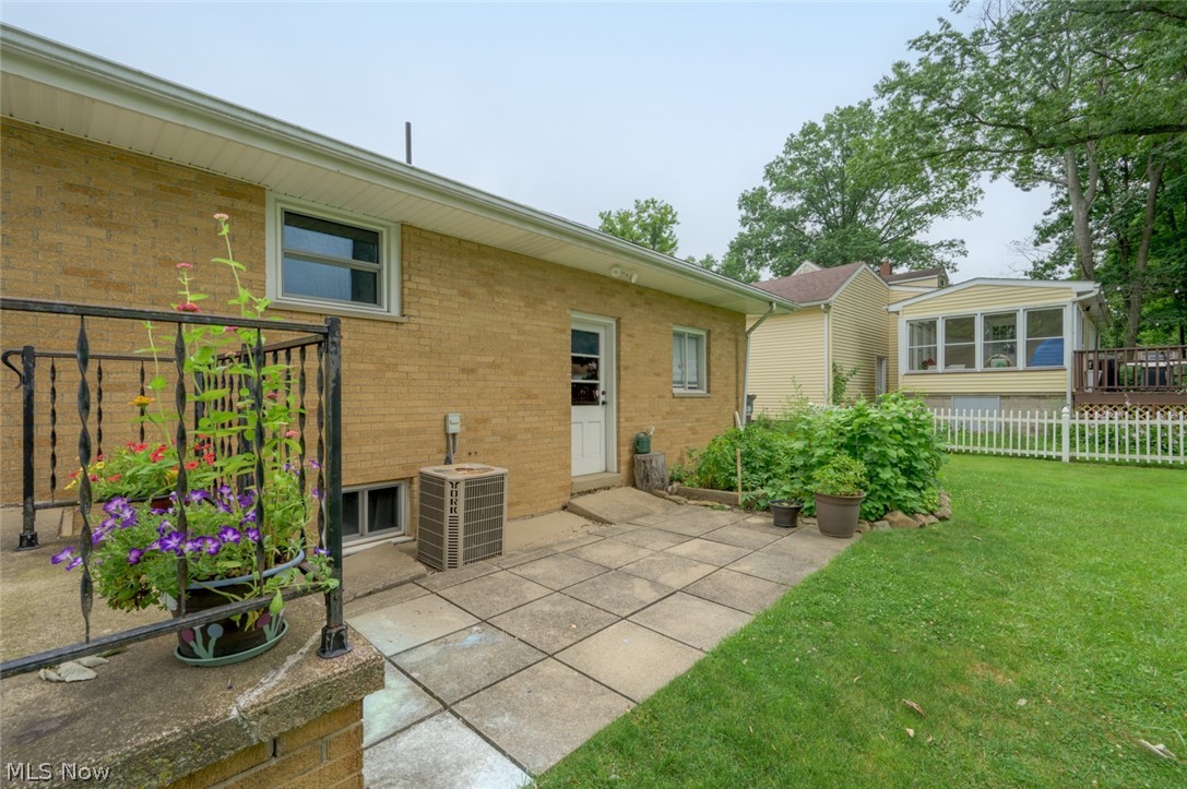 5085 E Rockwell Road Austintown OH 44515