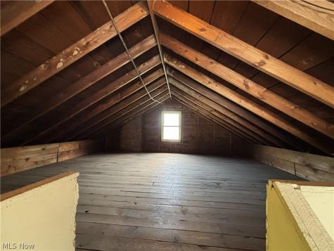 18214 Windward Road Cleveland OH 44119