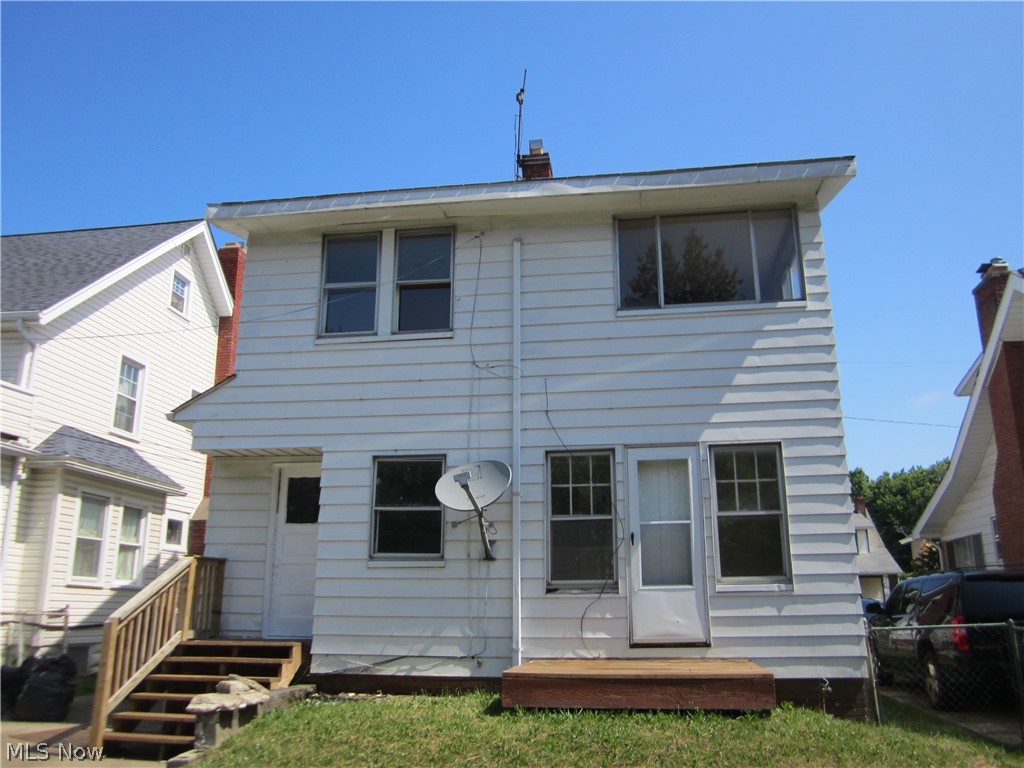 18214 Windward Road Cleveland OH 44119