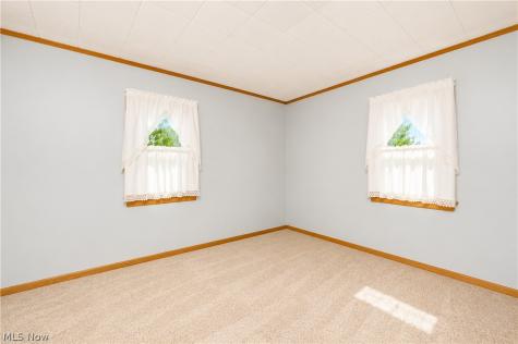 12201 King Church Avenue NW Uniontown OH 44685